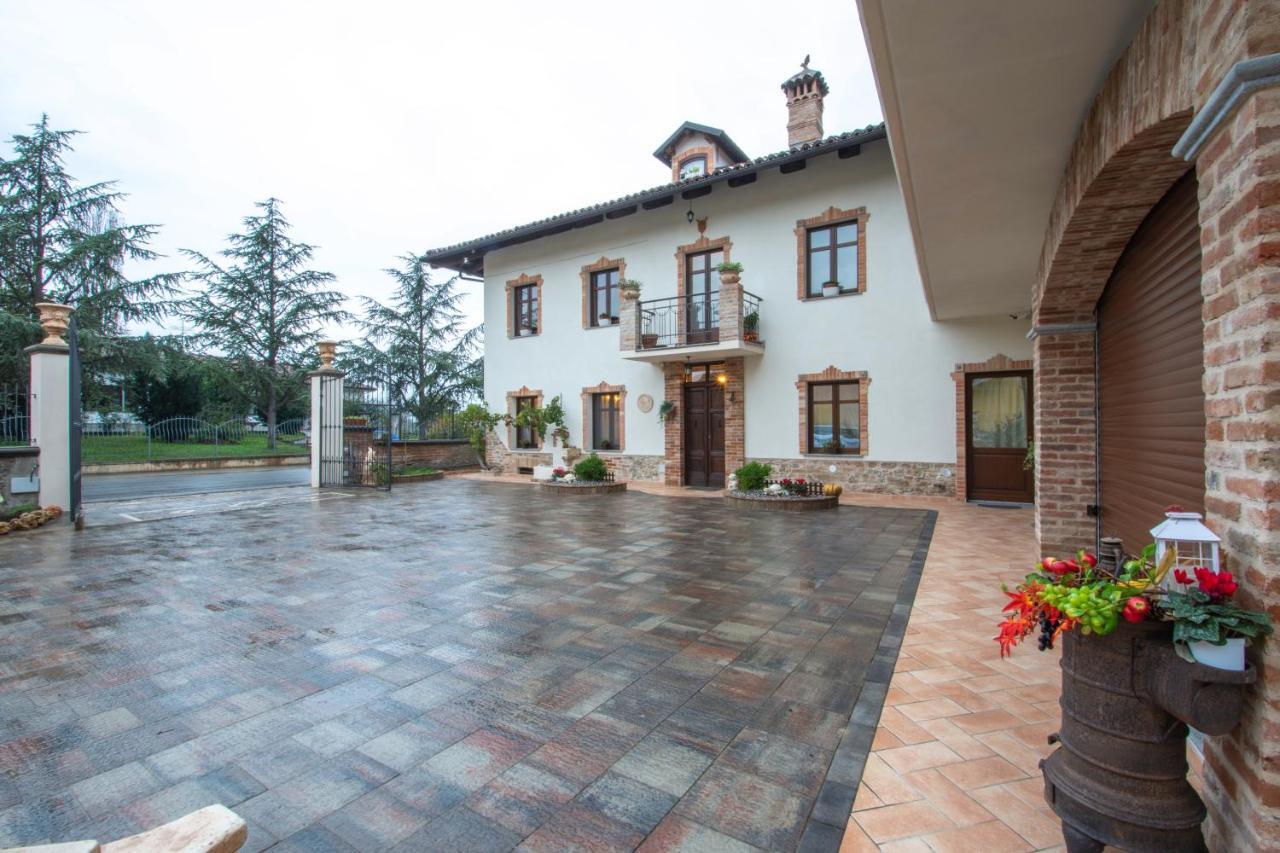 Ca Reginella B&B Диано-д'Альба Экстерьер фото